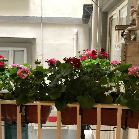 Greta House アパート